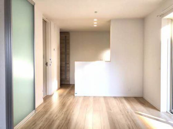 エステイ学南町