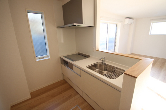 エステイ学南町