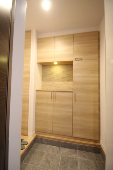 エステイ学南町