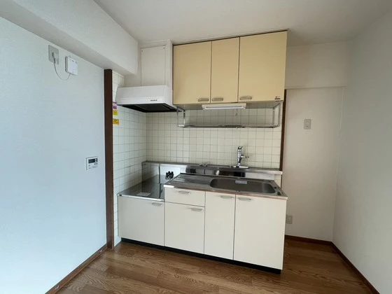 リラティブ古江