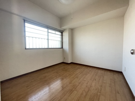 リラティブ古江