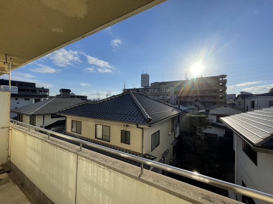 リラティブ古江