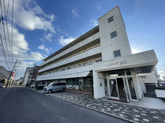 リラティブ古江