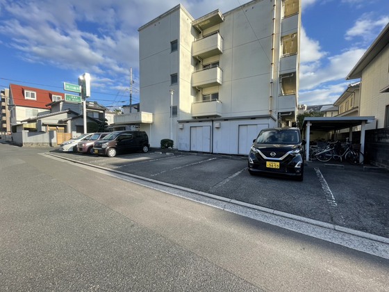 リラティブ古江