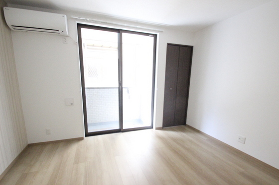 山本レジデンス