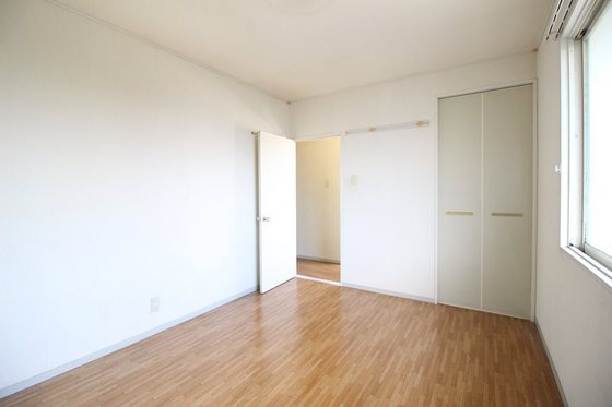 グランジュール津島 A