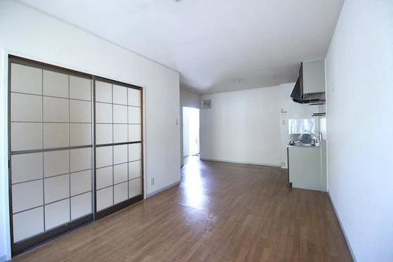 グランジュール津島 A