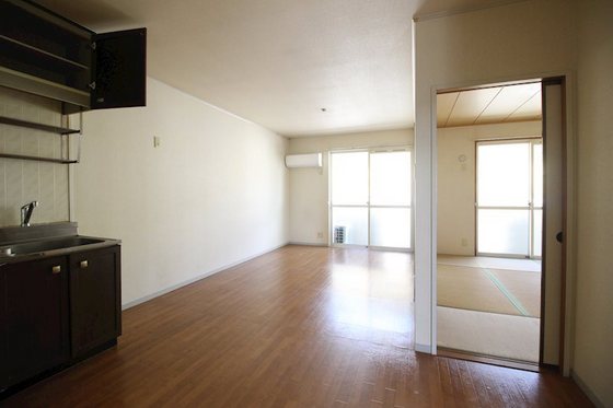 グランジュール津島 A