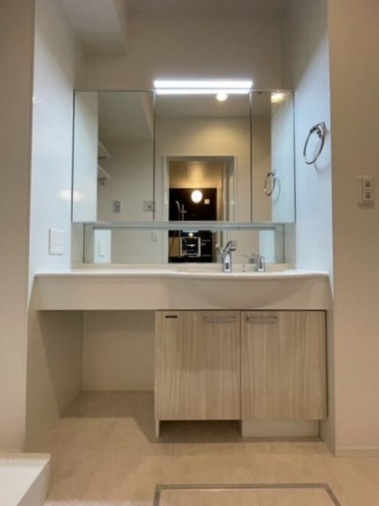 リュトモス西旭