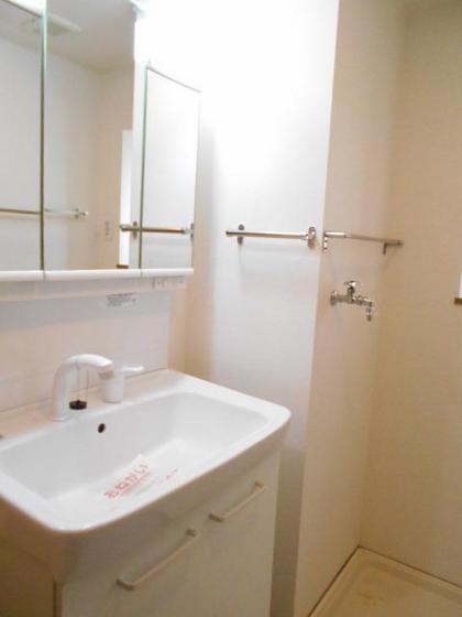 エスプワール花尻B