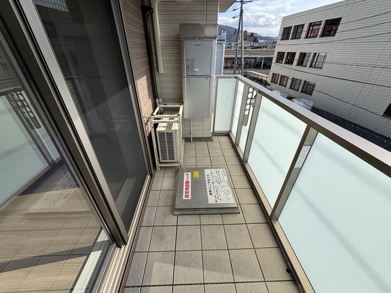 グランドソレイユ B棟