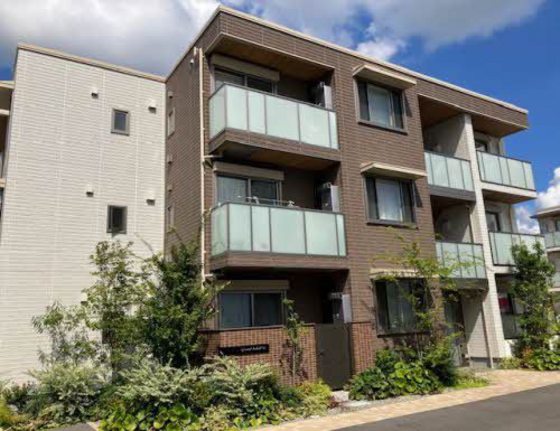 グランドソレイユ B棟