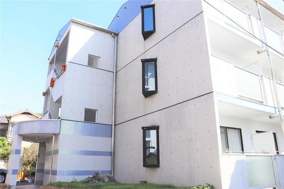 クリスタル・ハイツ