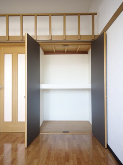 メゾンドゥクロワ