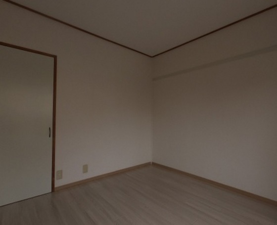 A APARTMENT NISHIICHI