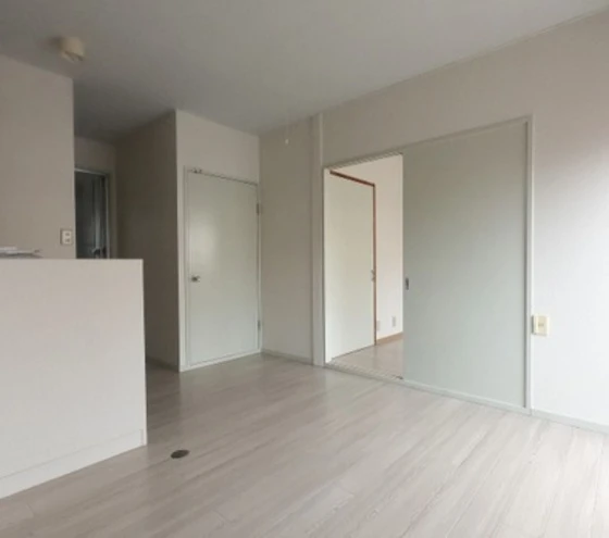 A APARTMENT NISHIICHI