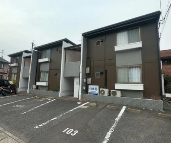 A APARTMENT NISHIICHI