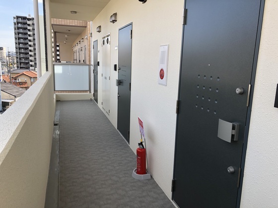 コクーン大元駅前