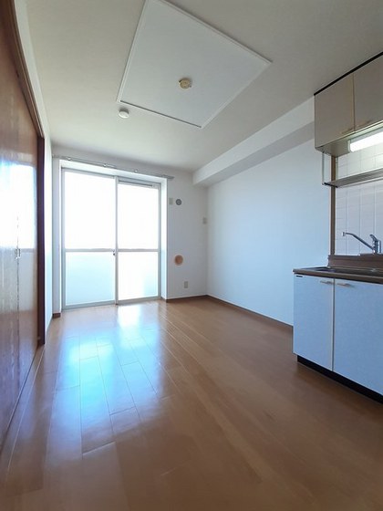 メゾン・ドゥ・コリーヌA