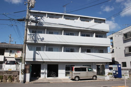 サンライズ三宅Ⅲ