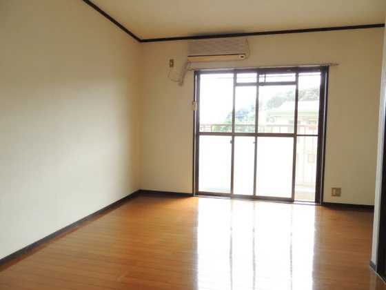 ホワイトメゾンミツオカ