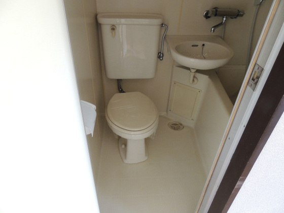 ホワイトメゾンミツオカ