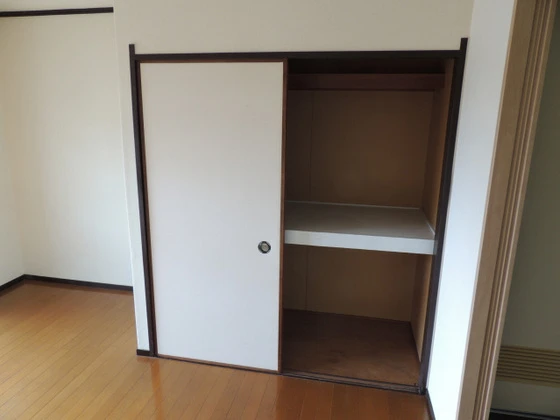 ホワイトメゾンミツオカ