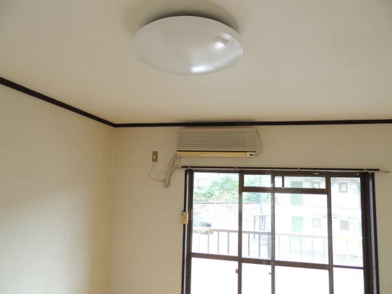 ホワイトメゾンミツオカ