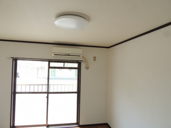 ホワイトメゾンミツオカ