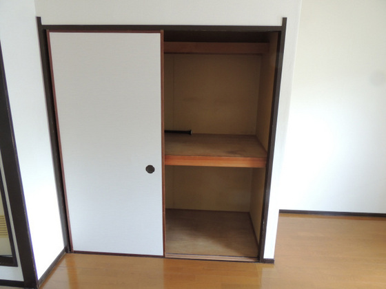 ホワイトメゾンミツオカ