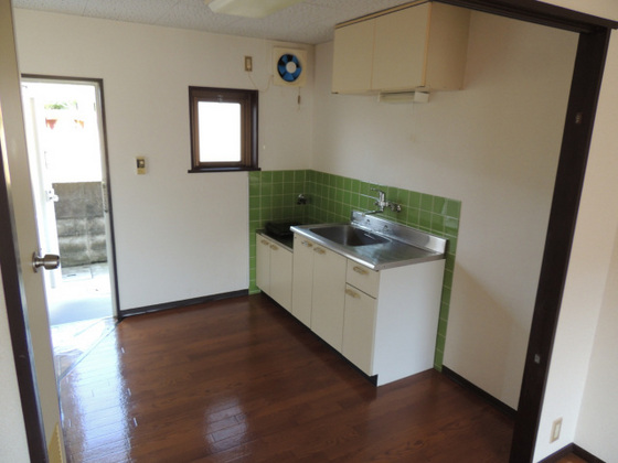 ホワイトメゾンミツオカ