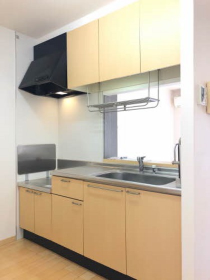 シャーメゾン松新