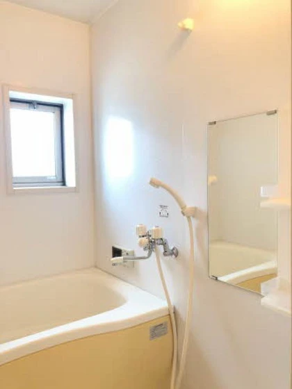 シャーメゾン松新