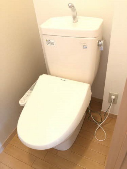 シャーメゾン松新