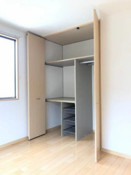 シャーメゾン松新