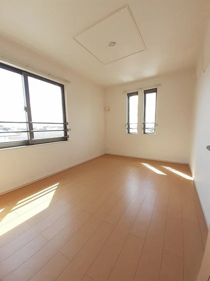 ヌーベル・ノア B