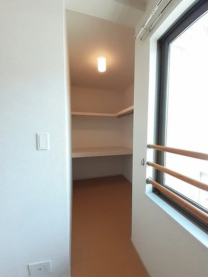 ヌーベル・ノア B