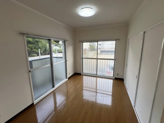 パークサイド伊島