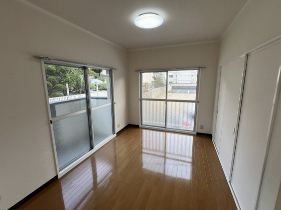 パークサイド伊島