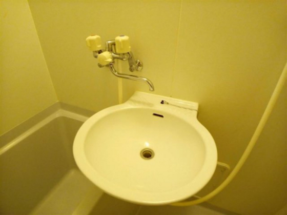 レオネクストユニバーシティ