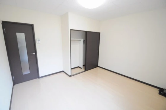 レオネクストユニバーシティ