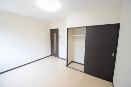 レオネクストユニバーシティ