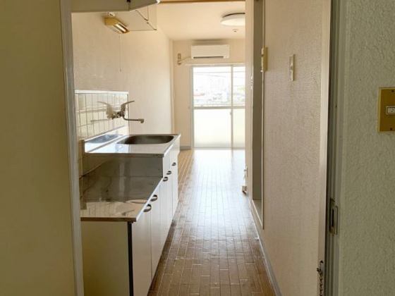 コンチネンタル学南町