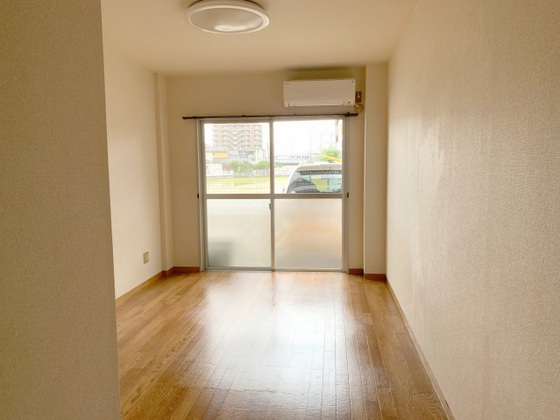 コンチネンタル学南町