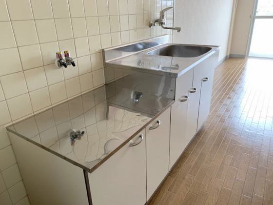 コンチネンタル学南町