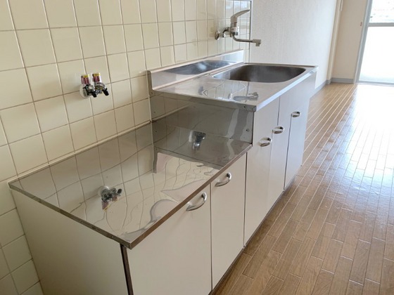 コンチネンタル学南町