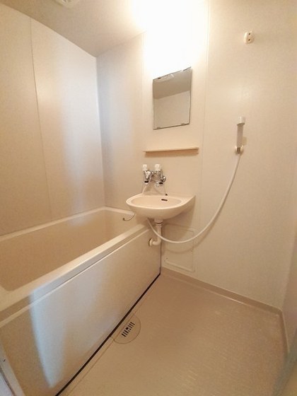 エルディム内田B