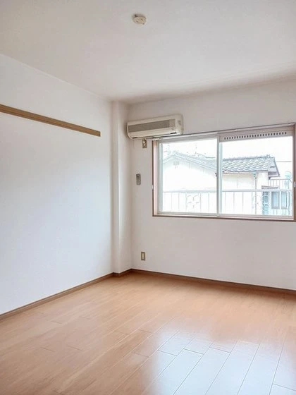 エルディム内田B