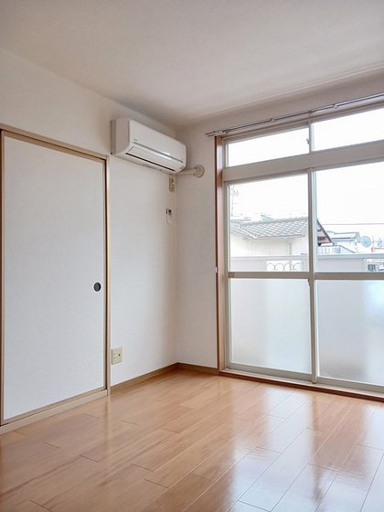 エルディム内田B