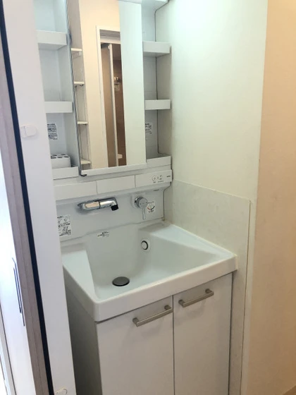 アネシストリア